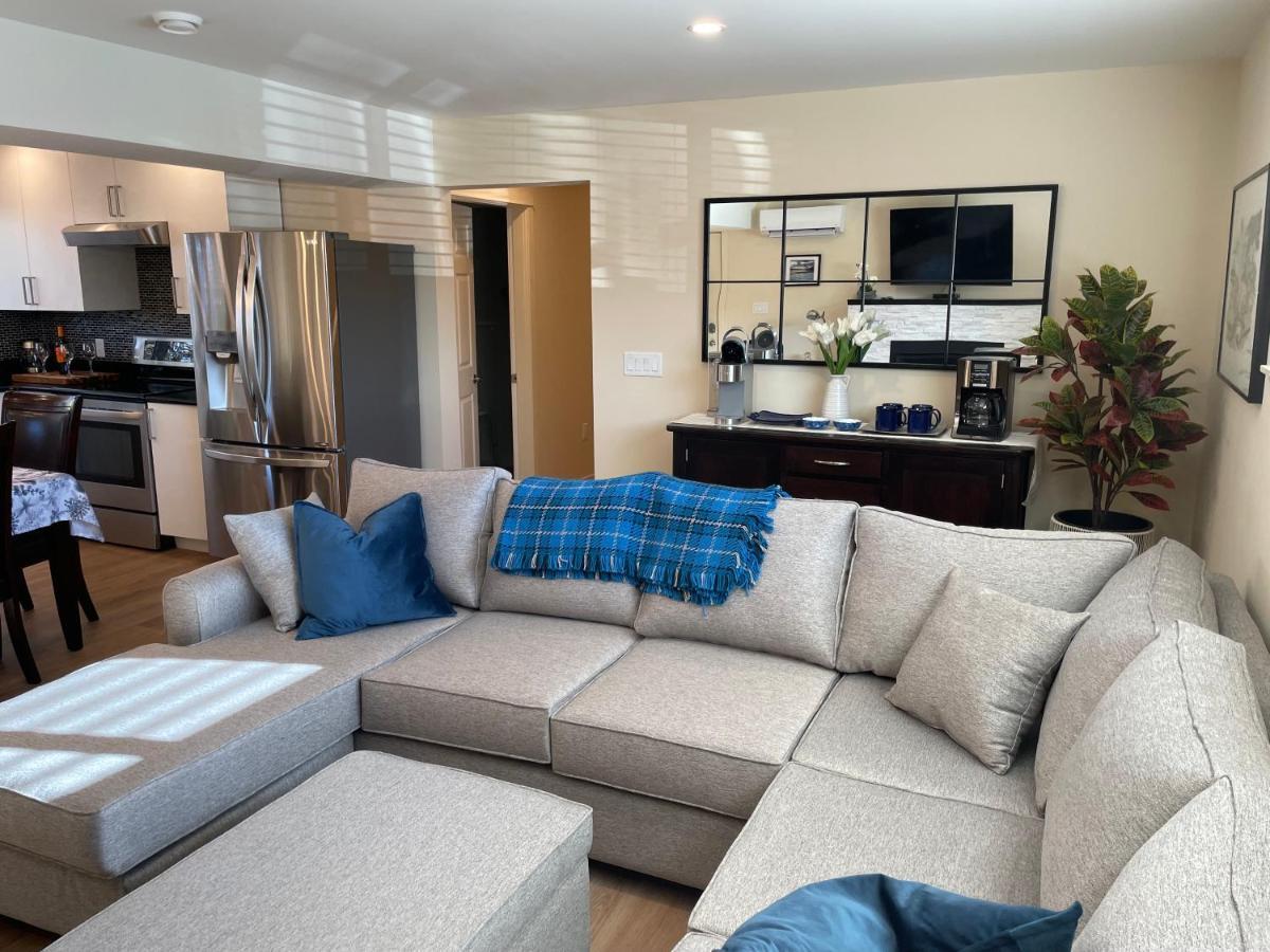 Bright Poolside Walkout Two Bedroom Basement Suite In The Okanagan 彭蒂克顿 外观 照片